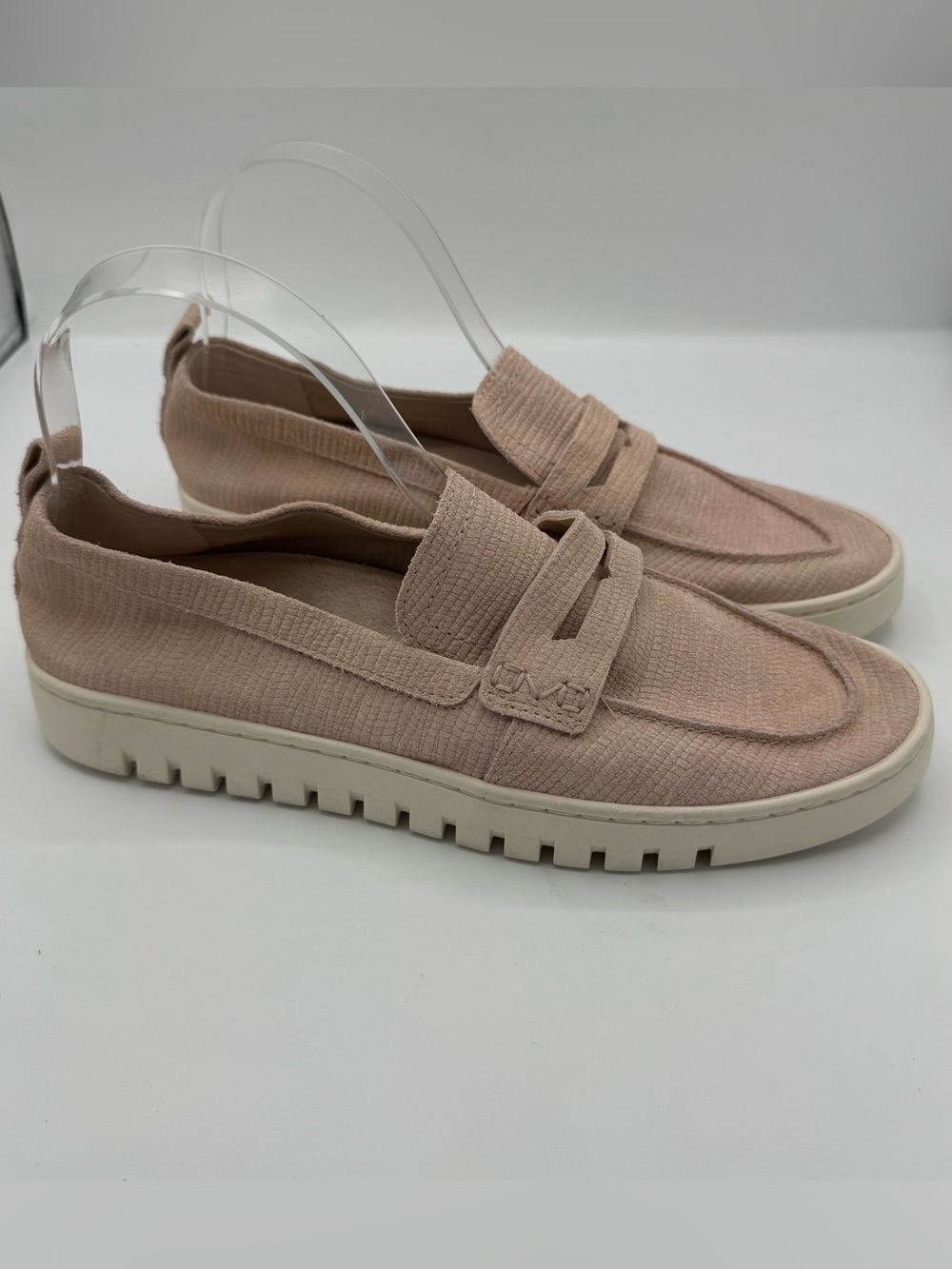 Vionic Uptown Loafers in Cameo Rose Suede size 8.5 comfort everyday minimalist